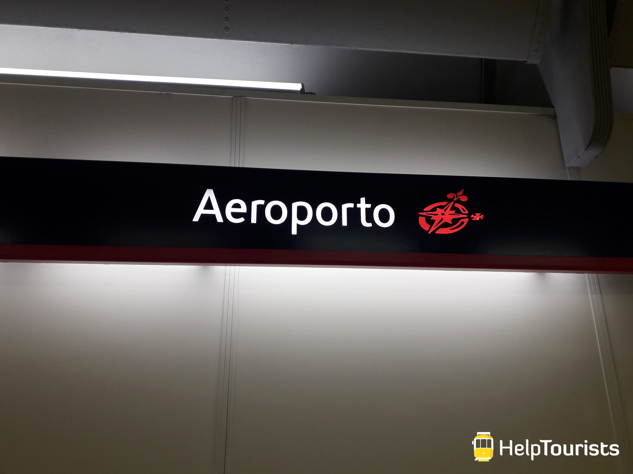 Lisbonne aeroport métro station aeroporto
